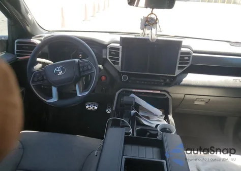 2025 Toyota Tundra Crewmax Sr z USA, uszkodzony, nr VIN 5TFLA5DB3SX305604